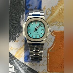 Luxury Stainless Steel Automatic Watch Aqua Dial Nautilus Style Design 41mm